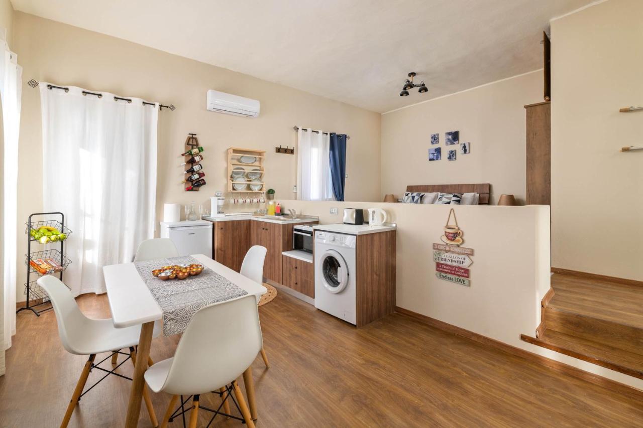 Rementzo Apartment Simi Eksteriør billede